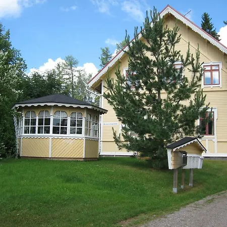 Kivijaerven Linnanmaeki Apartament *