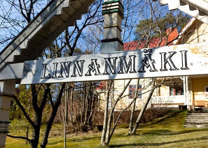 Kivijaerven Linnanmaeki Apartment *